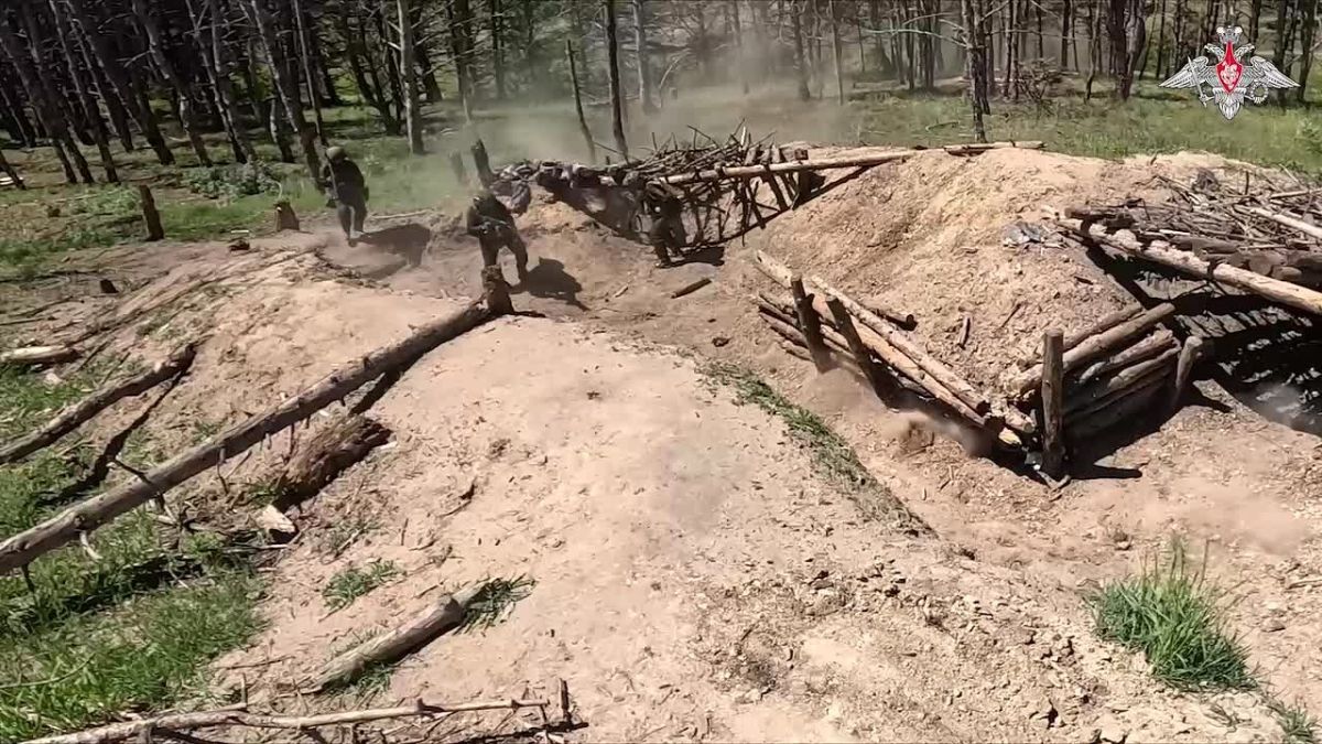 Военнослужащие группировок войск «Запад» и «Центр» проходят интенсивную боевую подготовку на полигонах в тыловых районах зоны спецоперации