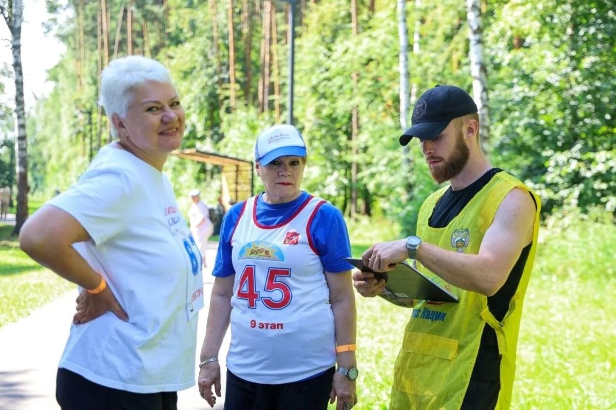 Возраст — не помеха!. В пятницу в парке «Авангард» прошла Областная спартакиада «Долголетов»: 32 ярких, бодрых и целеустремлённых участника «серебряного» возраста из Электростали, Ногинска, Павловского Посада и Королёва... Возраст — не помеха!. В пятницу в парке «Авангард» прошла Областная спартакиада «Долголетов»: 32 ярких, бодрых и целеустремлённых участника «серебряного» возраста из Электростали, Ногинска, Павловского Посада и Королёва...