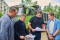 Михаил Собакин: Проконтролировал ход работ по комплексному благоустройству и обновлению наших дворов домов №1 и №2 по улице Мира и №86, 87 по улице Московской