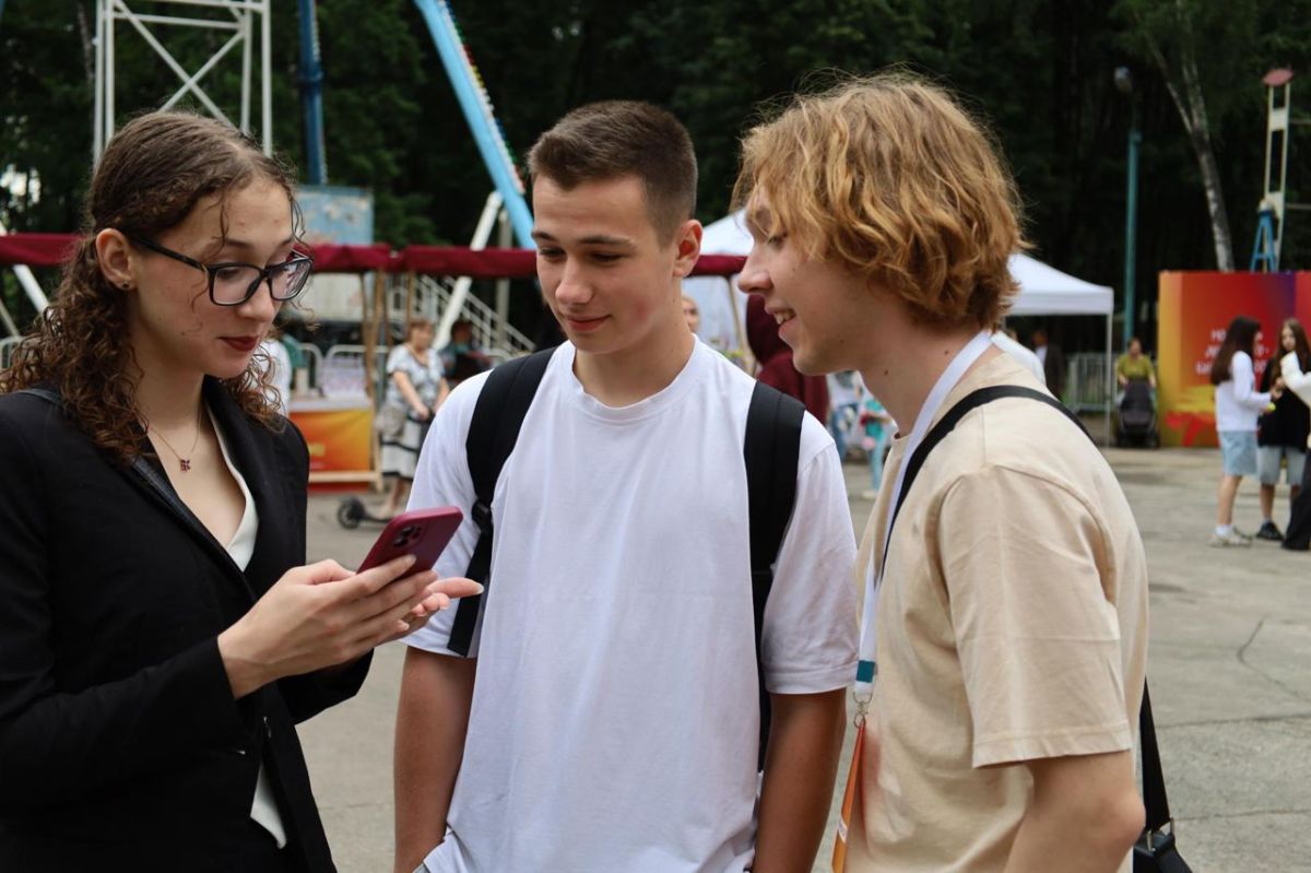 В Центральном парке города Видное Ленинского городского округа состоялось одно из самых ярких событий этого лета — День молодёжи — 2026 В Центральном парке города Видное Ленинского городского округа состоялось одно из самых ярких событий этого лета — День молодёжи — 2026