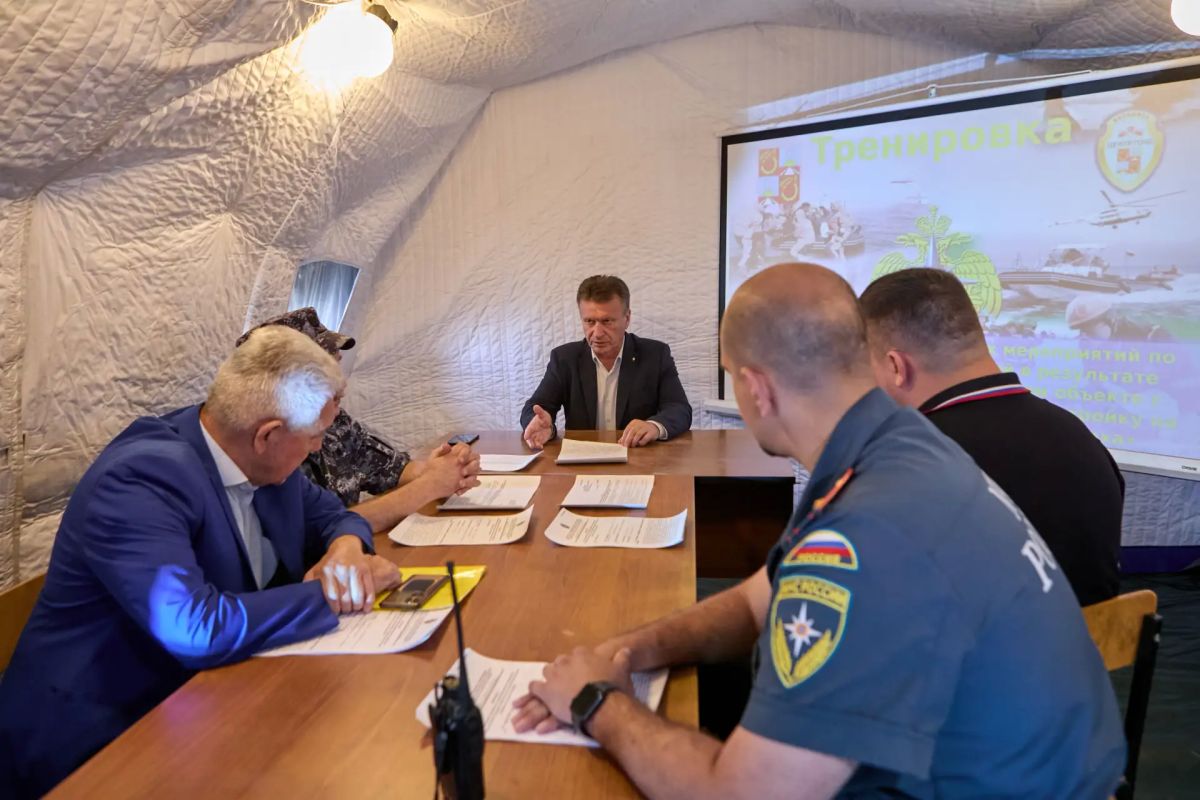 Масштабные учения по ликвидации последствий ЧС прошли в Балашихе Масштабные учения по ликвидации последствий ЧС прошли в Балашихе