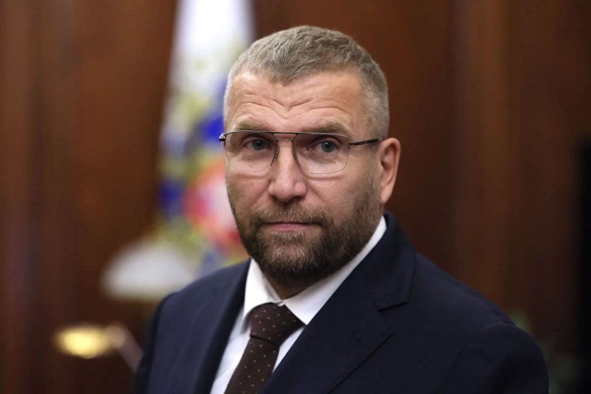 Валерий Пикалёв назначил Романа Муратова начальником Центральной электронной таможни