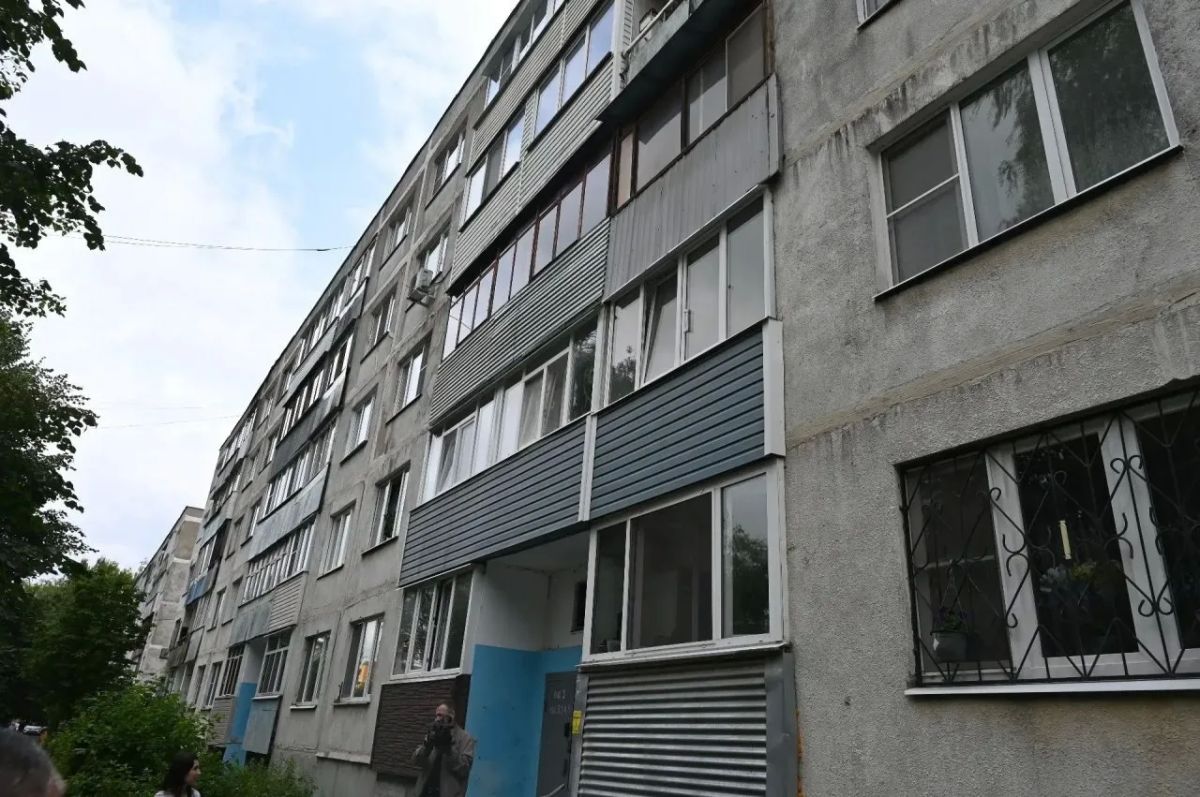 По поручению главы городского округа Серпухов Алексея Шимко оперативная группа проверила ход работ и состояние дворовой территории у дома № 6 на бульваре 65 лет Победы По поручению главы городского округа Серпухов Алексея Шимко оперативная группа проверила ход работ и состояние дворовой территории у дома № 6 на бульваре 65 лет Победы