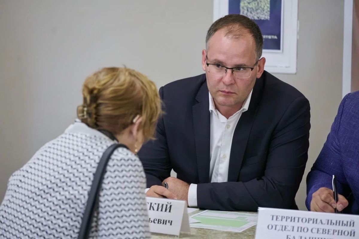 Заместитель главы Балашихи провел встречу с жителями микрорайона Алексеевская Роща