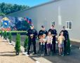 Сотрудники спецподразделения подмосковного главка Росгвардии вместе с детьми высадили аллею в День семьи, любви и верности
