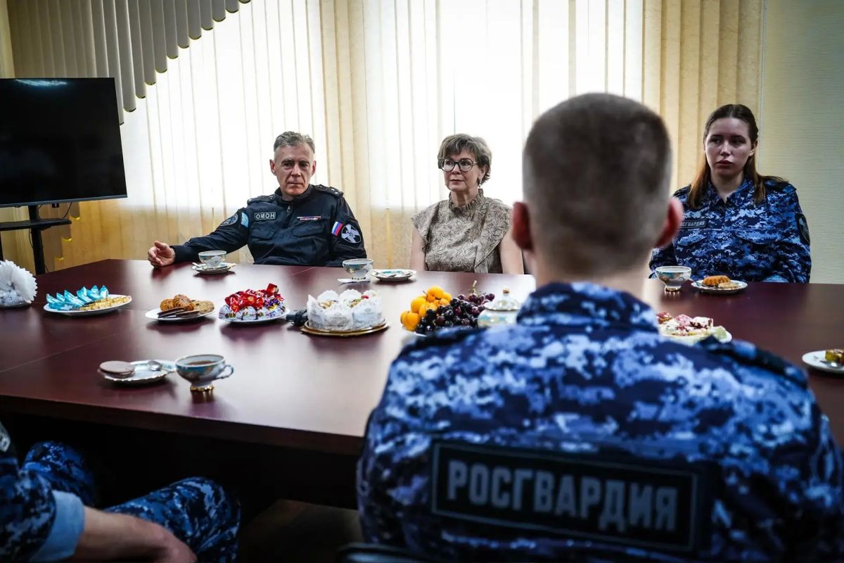 В подмосковном главке Росгвардии состоялось праздничное мероприятие, посвященное Дню семьи, любви и верности В подмосковном главке Росгвардии состоялось праздничное мероприятие, посвященное Дню семьи, любви и верности