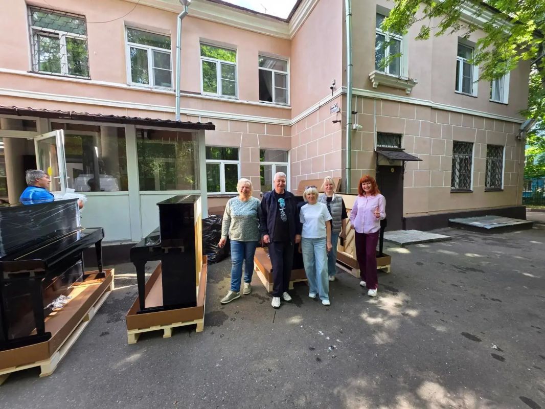 Новые музыкальные инструменты поступили в детскую музыкальную школу №2 Люберец