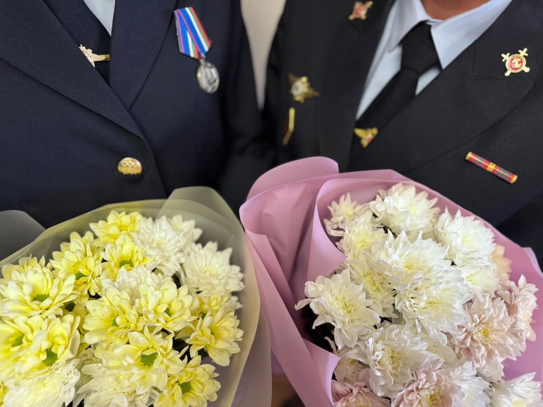 #ВажныеДаты #8июля. Верность профессии и друг другу: в линейном управлении МВД России в аэропорту Домодедово чествовали семьи полицейских В День семьи, любви и верности начальник ЛУ МВД России в аэропорту Домодедово...