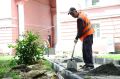 В Воскресенске проверили ход работ по благоустройству двора на улице Карла Маркса