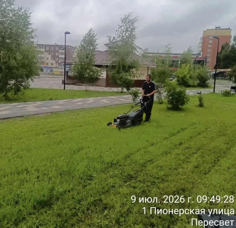 Сотрудники МБУ «Благоустройство СП» продолжают наводить порядок во всех населённых пунктах Сергиево-Посадского округа Сотрудники МБУ «Благоустройство СП» продолжают наводить порядок во всех населённых пунктах Сергиево-Посадского округа
