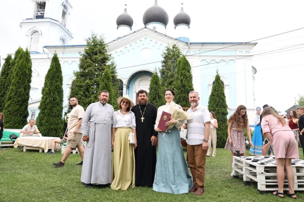 Православный семейный IX фестиваль «Ромашковое поле» состоится 12 июля Православный семейный IX фестиваль «Ромашковое поле» состоится 12 июля