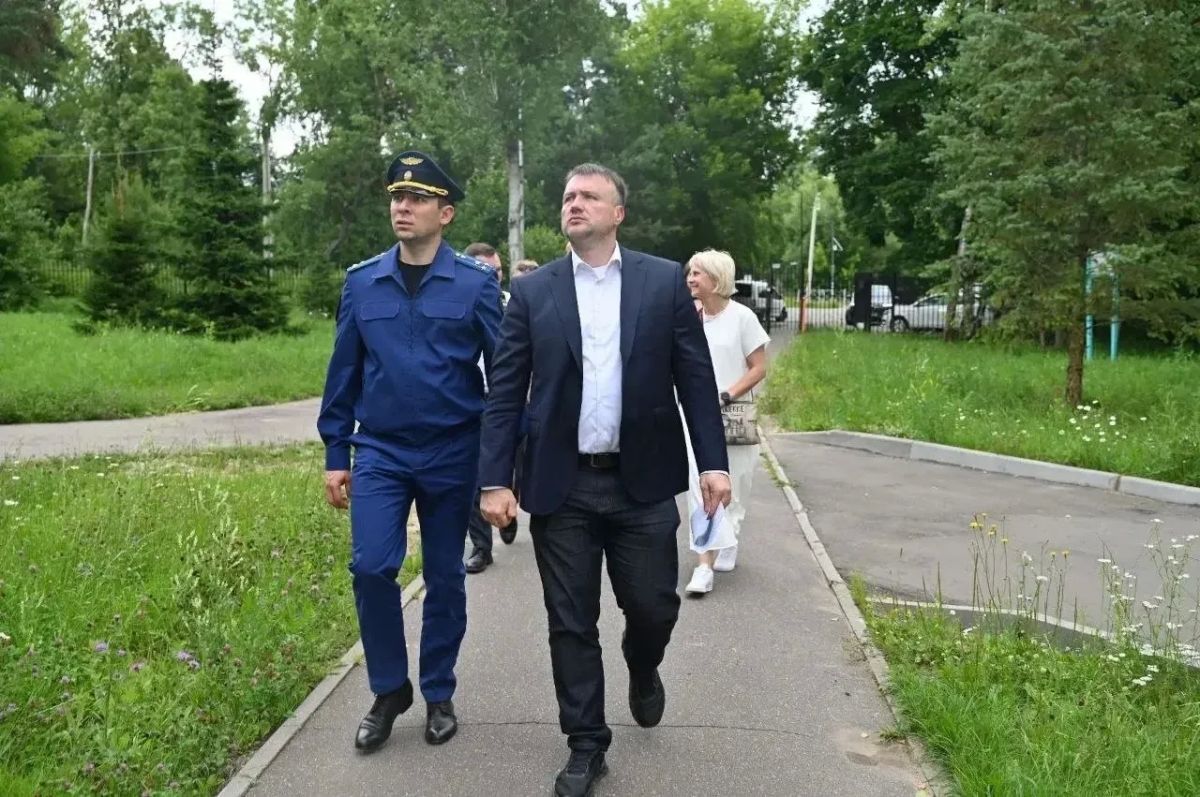 Глава муниципалитета Алексей Шимко совместно с городским прокурором Виталием Хрипуновым проверил готовность УИКов к осенним выборам депутатов Госдумы и Мособлдумы