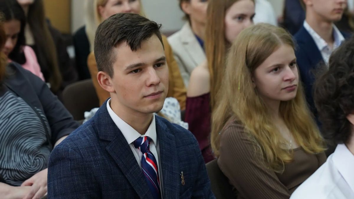 В Долгопрудном чествовали медалистов! В Долгопрудном чествовали медалистов!