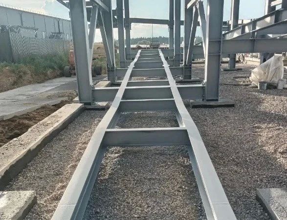Скоро перейти дорогу в Юрлово (г.о. Химки) можно будет над проезжей частью : готовность надземного пешеходного перехода превысила 60%, и сейчас строители приступили к возведению правой входной группы Скоро перейти дорогу в Юрлово (г.о. Химки) можно будет над проезжей частью : готовность надземного пешеходного перехода превысила 60%, и сейчас строители приступили к возведению правой входной группы