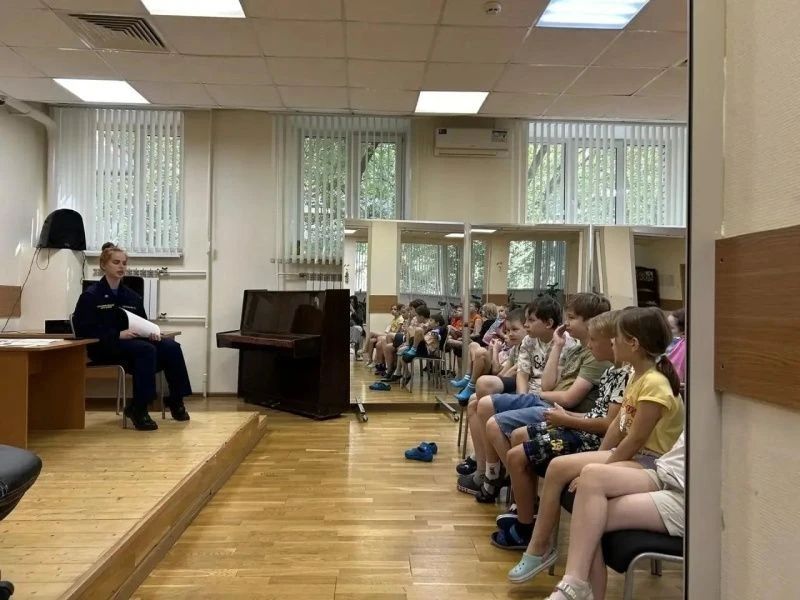 Студенты Воскресенского колледжа провели квиз «Безопасное лето»