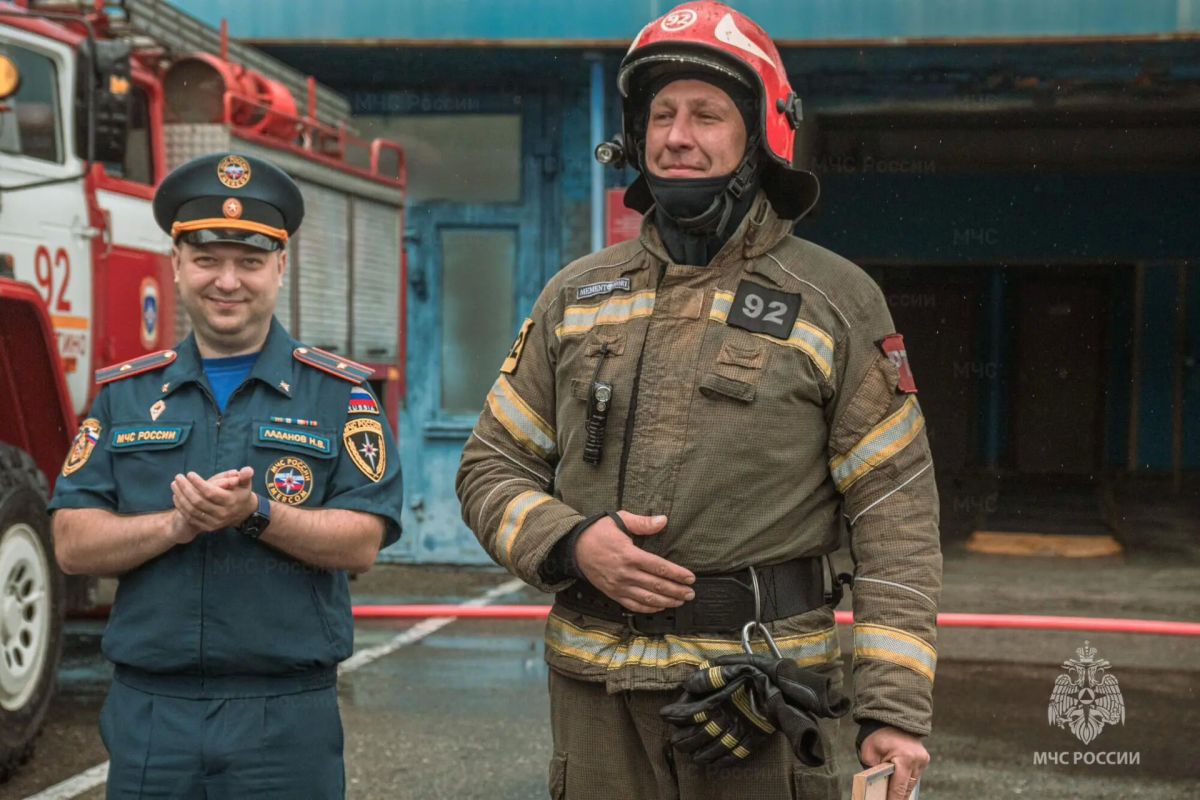 В Селятино проводили на заслуженный отдых начальника караула ПСЧ №92 Сергея Большакова В Селятино проводили на заслуженный отдых начальника караула ПСЧ №92 Сергея Большакова