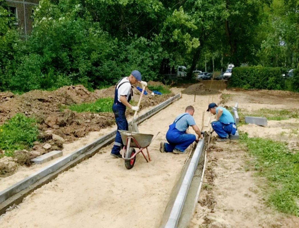 В округе продолжается обустройство народных троп