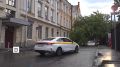 Вслед за жарой в Москву и Подмосковье пришли мощный ливень, град и гроза