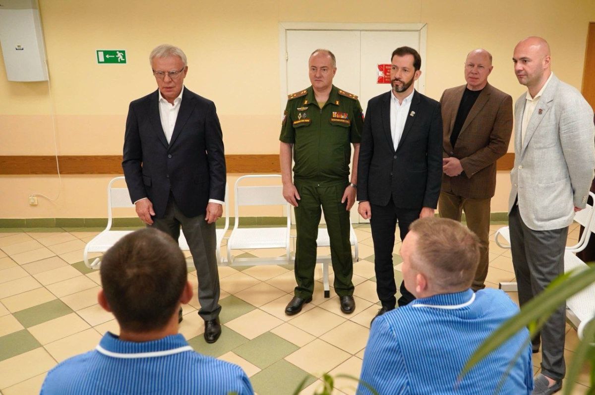 Депутат Государственной Думы, член Высшего совета «Единой России» Вячеслав Фетисов посетил военный клинический госпиталь Минобороны России в Подольске Депутат Государственной Думы, член Высшего совета «Единой России» Вячеслав Фетисов посетил военный клинический госпиталь Минобороны России в Подольске