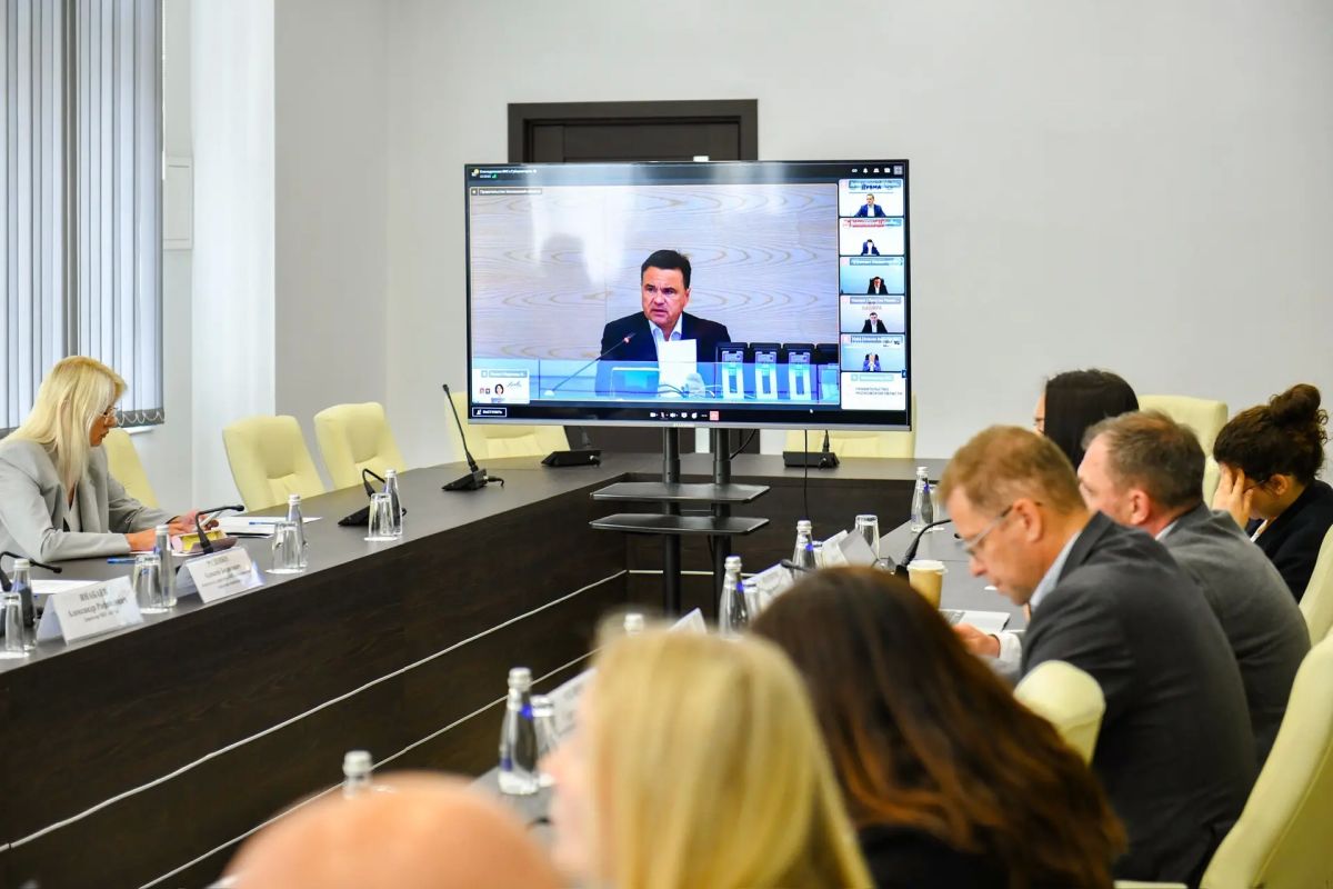 На контроле: обращения жителей, подготовка к зиме и порядок в микрорайонах На контроле: обращения жителей, подготовка к зиме и порядок в микрорайонах