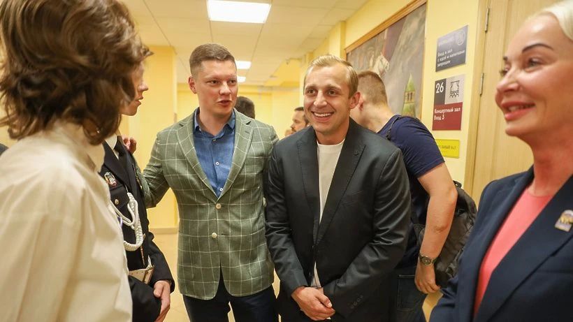 «Бал медалистов» в Солнечногорске: чествуем лучших выпускников! «Бал медалистов» в Солнечногорске: чествуем лучших выпускников!
