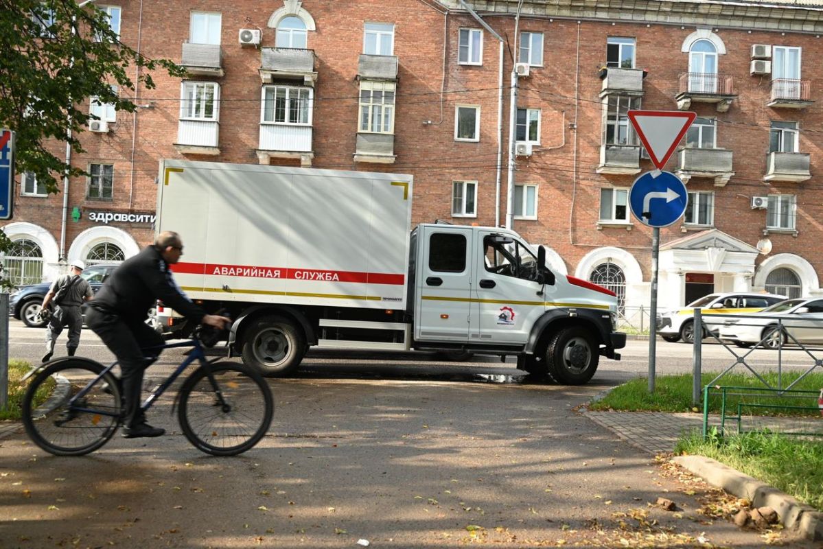 В рамках подготовки к осенне-зимнему периоду специалисты МУП «Видновское ПТО ГХ» проводят плановые работы на сетях холодного водоснабжения В рамках подготовки к осенне-зимнему периоду специалисты МУП «Видновское ПТО ГХ» проводят плановые работы на сетях холодного водоснабжения