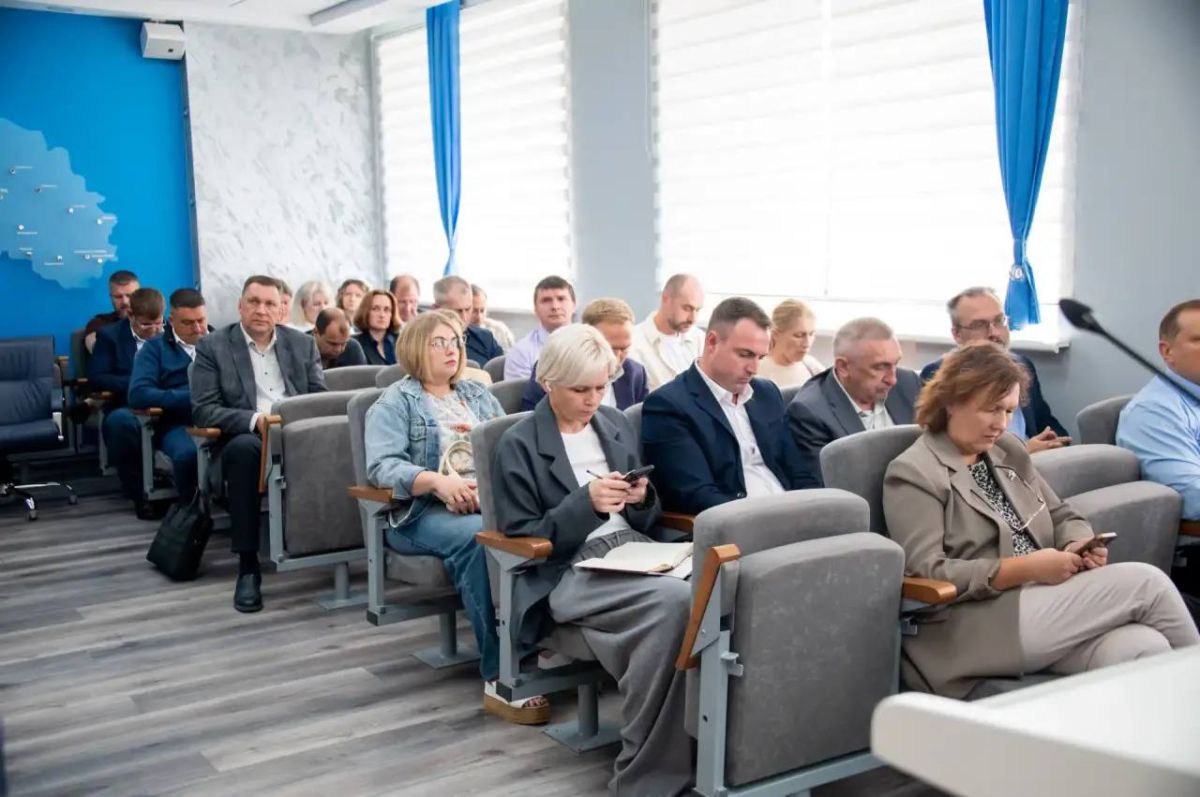 Татьяна Витушева: На еженедельном заседании регионального Правительства под руководством Губернатора Андрея Воробьёва обсудили реализацию программы по переводу одноэтажных многоквартирных домов в статус блокированной... Татьяна Витушева: На еженедельном заседании регионального Правительства под руководством Губернатора Андрея Воробьёва обсудили реализацию программы по переводу одноэтажных многоквартирных домов в статус блокированной...