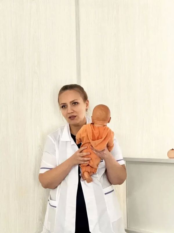 Более 100 будущих мам уже прошли Школу материнства в Дмитровском роддоме