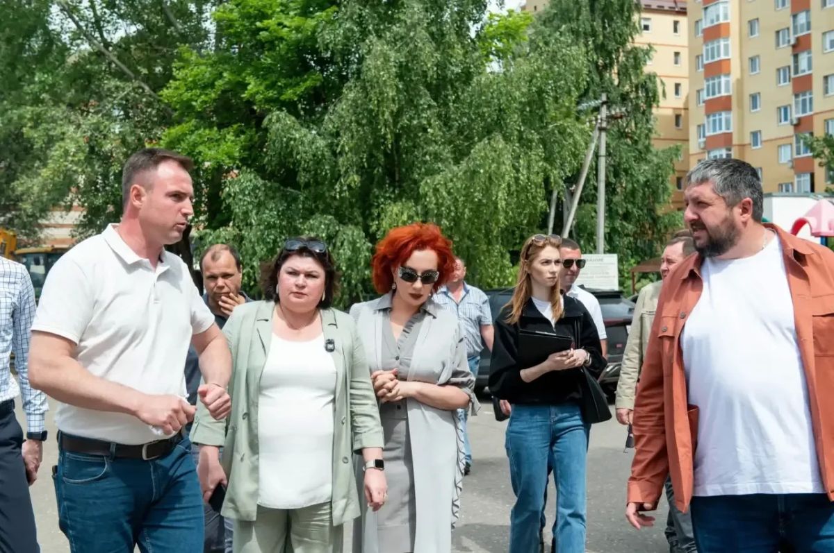 Татьяна Витушева: С рабочим выездом посетила Павловскую Слободу, где проверила ход выполнения ряда важных мероприятий по развитию и благоустройству территории Татьяна Витушева: С рабочим выездом посетила Павловскую Слободу, где проверила ход выполнения ряда важных мероприятий по развитию и благоустройству территории