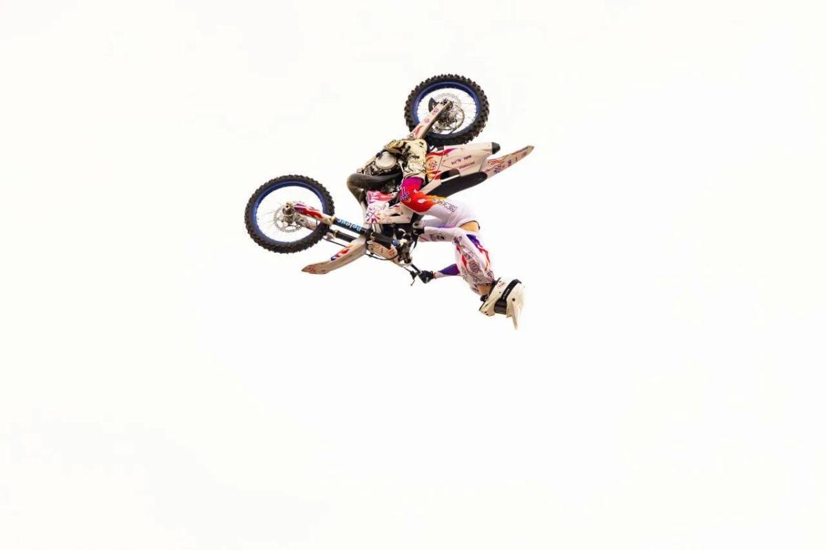 Выступление команды мотофристайла FMX13 в Лобне посмотрели 3 тысячи человек Выступление команды мотофристайла FMX13 в Лобне посмотрели 3 тысячи человек