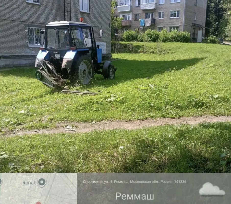 Сотрудники МБУ «Благоустройство СП» продолжают наводить порядок во всех населённых пунктах Сергиево-Посадского округа Сотрудники МБУ «Благоустройство СП» продолжают наводить порядок во всех населённых пунктах Сергиево-Посадского округа