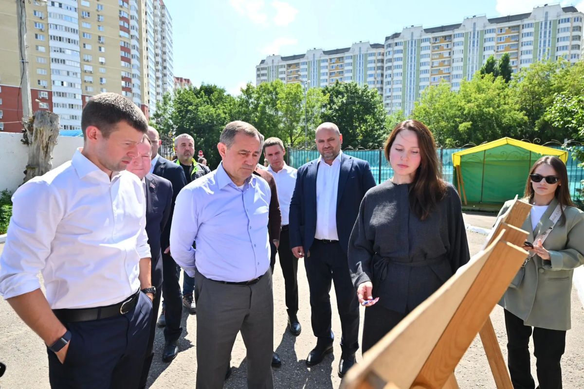 В строящемся балашихинском храме Кирилла и Мефодия уже идут богослужения В строящемся балашихинском храме Кирилла и Мефодия уже идут богослужения