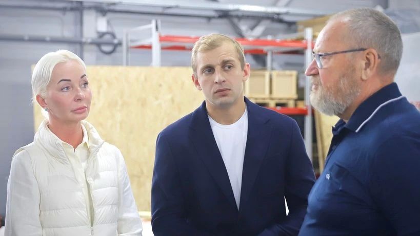 Депутат Госдумы от Единой России Денис Кравченко Депутат Госдумы от Единой России Денис Кравченко