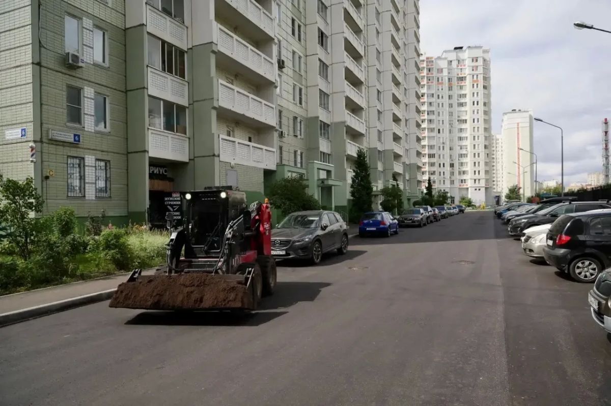 Благоустройство двора на улице Рождественской завершается в Балашихе Благоустройство двора на улице Рождественской завершается в Балашихе