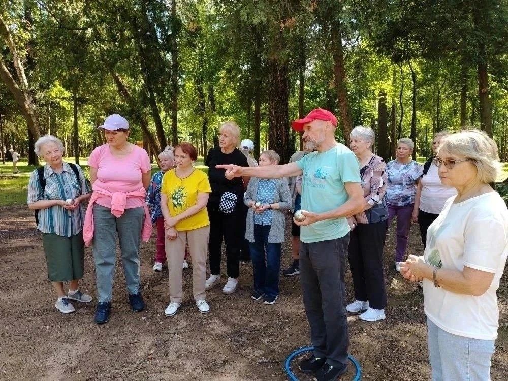 В клубе «Активное долголетие» появилась новая летняя активность — петанк В клубе «Активное долголетие» появилась новая летняя активность — петанк