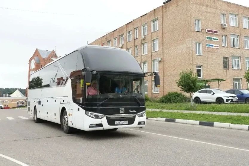 Представители «Женского движения» партии «Единая Россия» в рамках проекта «Духовное возрождение» организовали для семей участников Специальной военной операции и многодетных семей очередную поездку Представители «Женского движения» партии «Единая Россия» в рамках проекта «Духовное возрождение» организовали для семей участников Специальной военной операции и многодетных семей очередную поездку