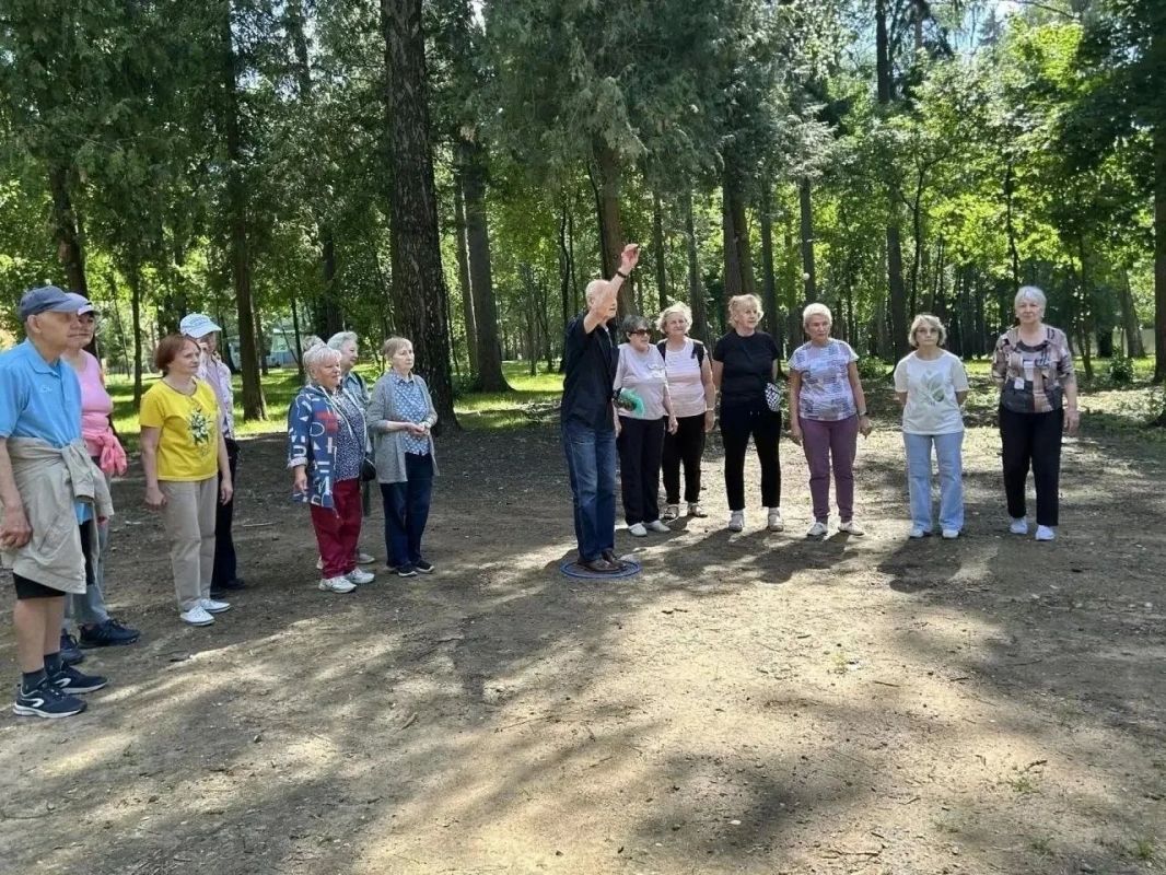 В клубе «Активное долголетие» появилась новая летняя активность — петанк В клубе «Активное долголетие» появилась новая летняя активность — петанк