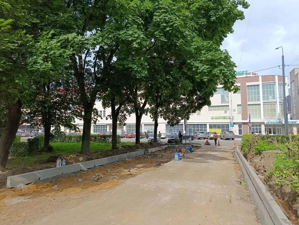 В Богородском округе продолжается реализация программы комплексного благоустройства дворовых территорий — работы идут активно и в соответствии с планом В Богородском округе продолжается реализация программы комплексного благоустройства дворовых территорий — работы идут активно и в соответствии с планом