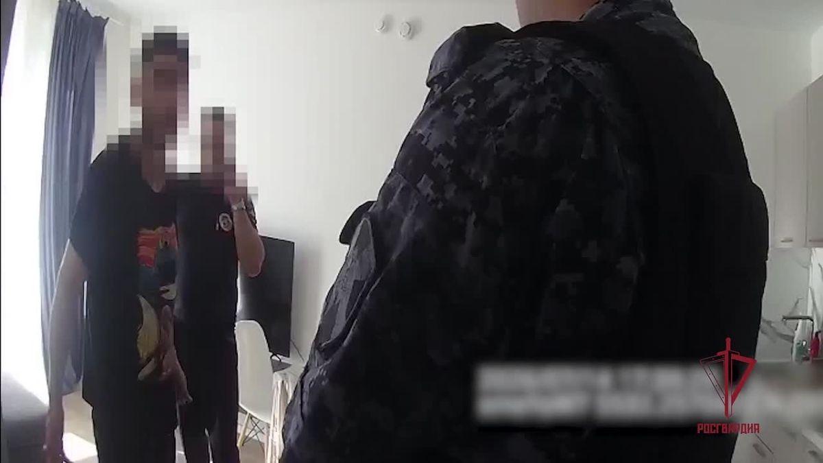 Карабин с патроном в патроннике: росгвардейцы задержали вооруженного мужчину в Подмосковье