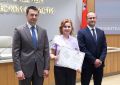 Станислав Каторов: Гордость за наших медиков! Участковая медсестра из Ленинского округа получила сертификат на социальную ипотеку в Доме Правительства Подмосковья