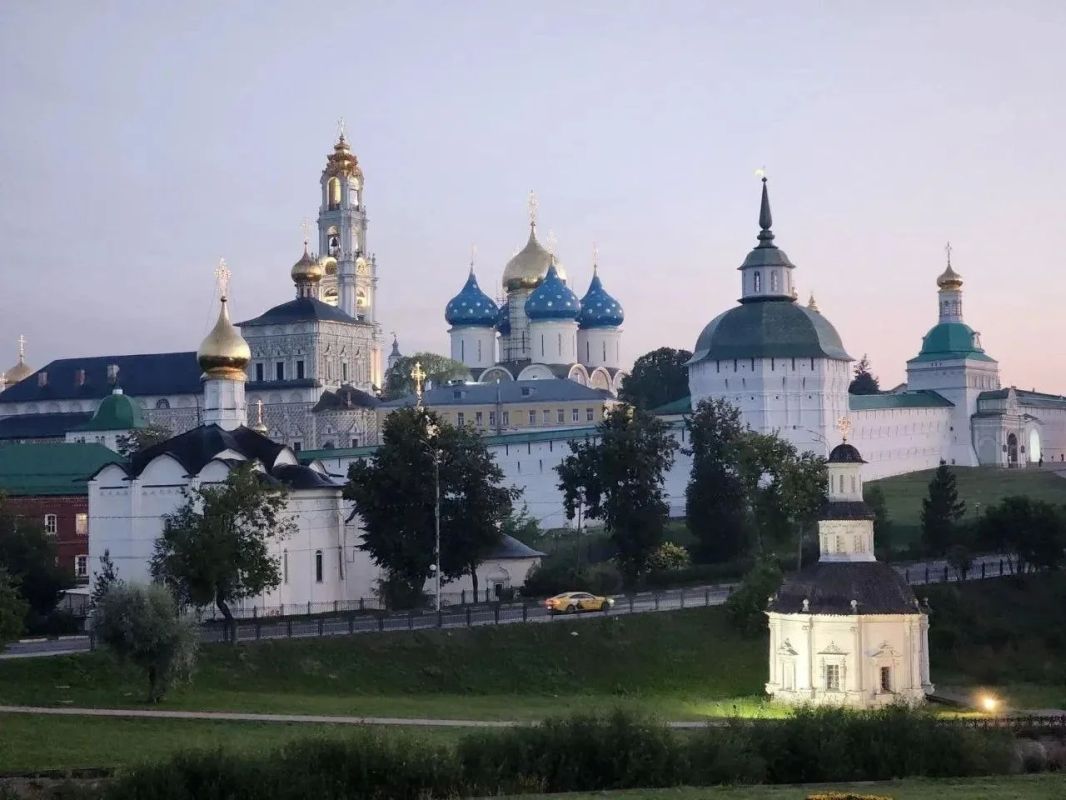 Более 1,5 тысячи человек прошли Крестным ходом «От Государя к Преподобному»