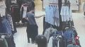 #КурьёзыДня. Кто сказал, что шопинг — только для девушек? В Подмосковье росгвардейцы поймали модного воришку на охраняемом объекте 25-летний житель Подмосковья решил, что лучший способ обновить гардероб — сразу выйти в...