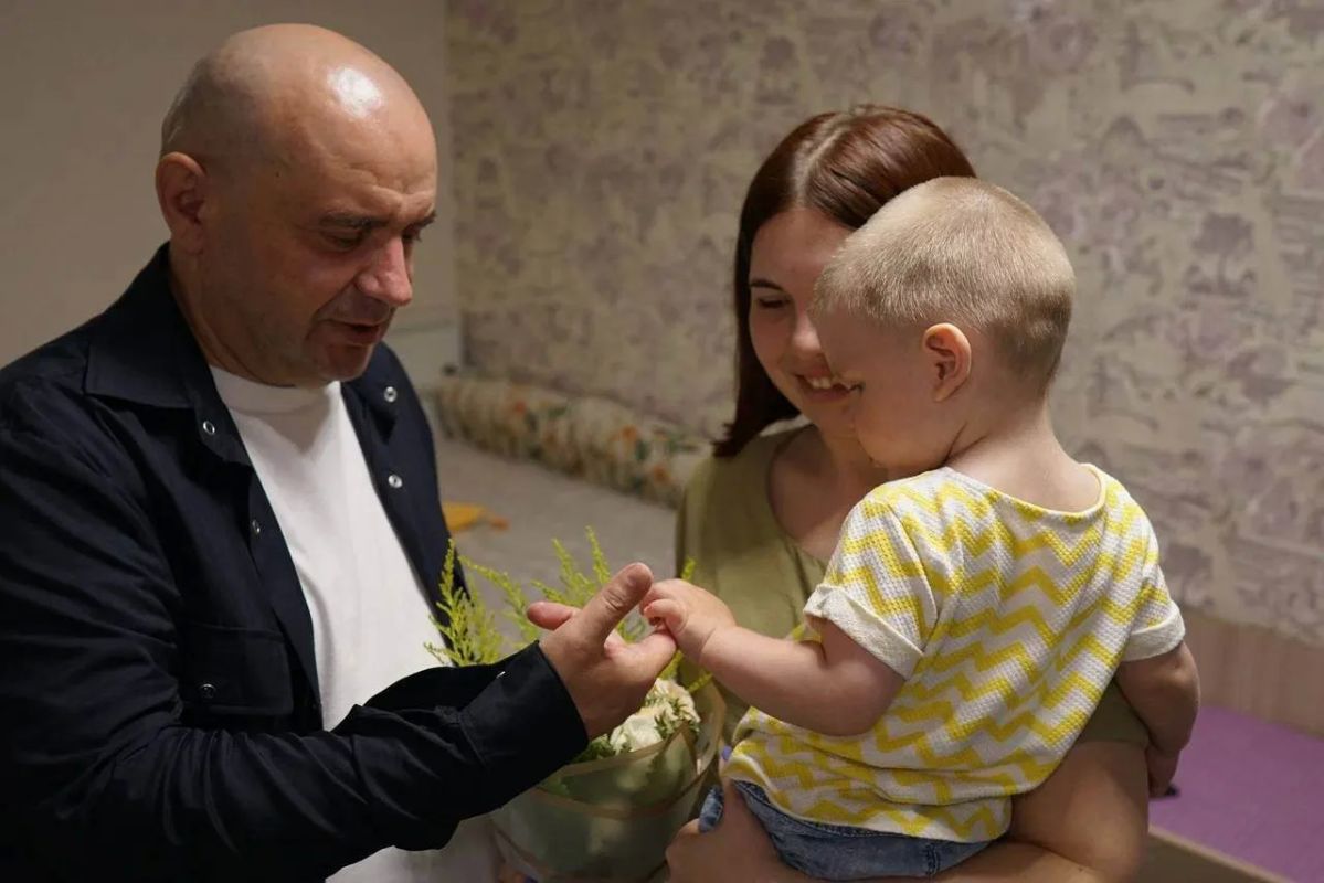 Сегодня день рождения отмечает глава городского округа Лосино-Петровский Сергей Джеглав Сегодня день рождения отмечает глава городского округа Лосино-Петровский Сергей Джеглав