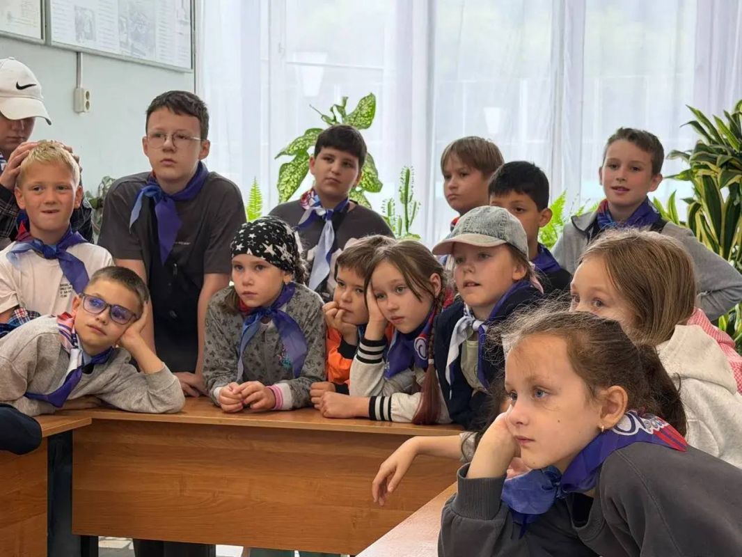 В продолжение темы встреч в детских оздоровительных лагерях делимся классным примером командной работы В продолжение темы встреч в детских оздоровительных лагерях делимся классным примером командной работы
