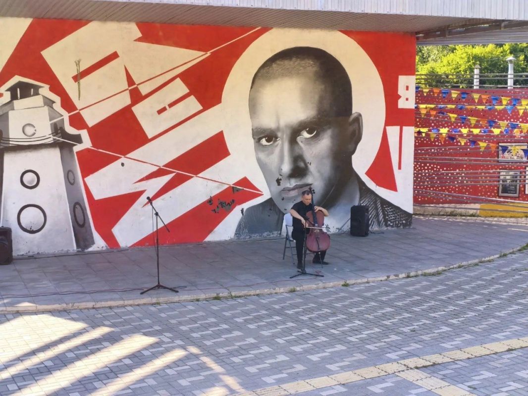 Светить всегда,. светить везде Светить всегда,. светить везде
