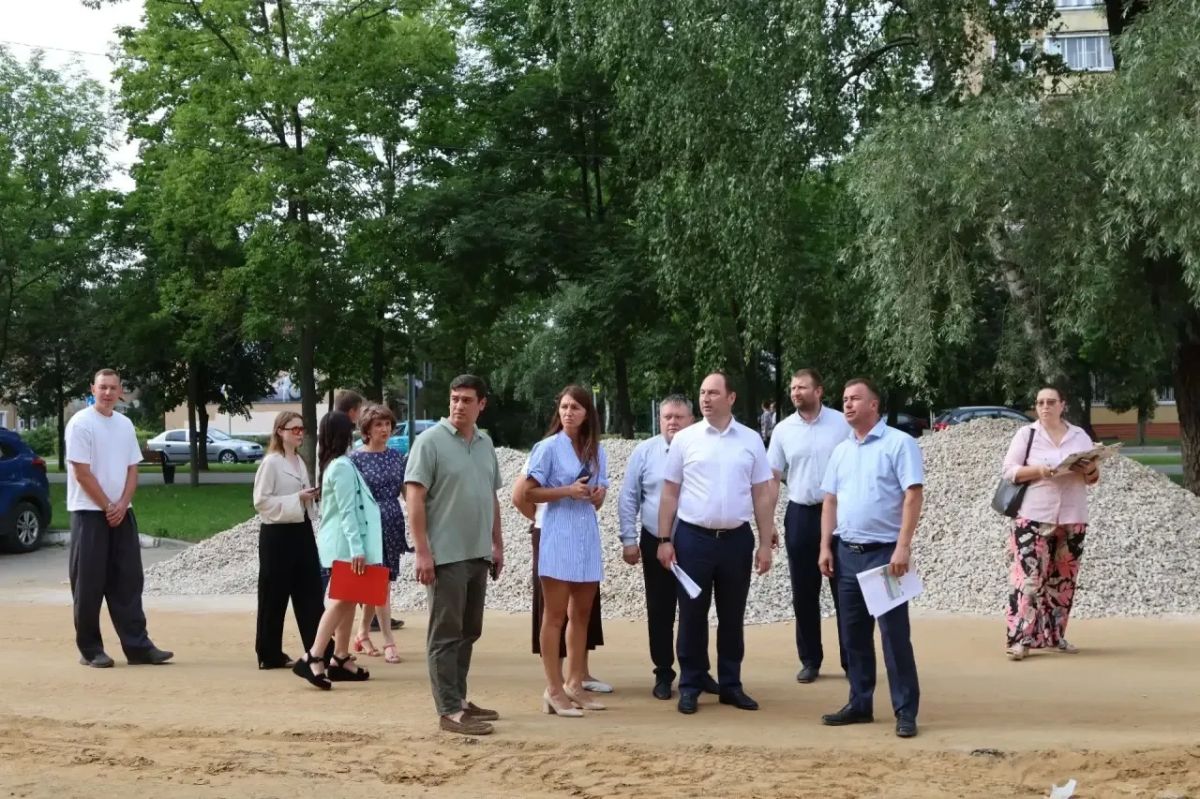 Сергей Мужальских: Проверил ход благоустройства пешеходной зоны на улице Андропова Сергей Мужальских: Проверил ход благоустройства пешеходной зоны на улице Андропова