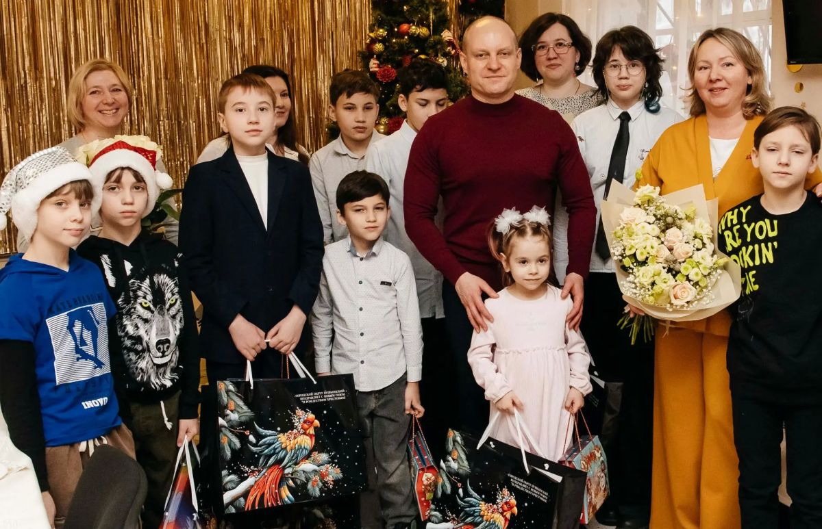 Сегодня день рождения отмечает глава городского округа Пушкинский Максим Красноцветов Сегодня день рождения отмечает глава городского округа Пушкинский Максим Красноцветов
