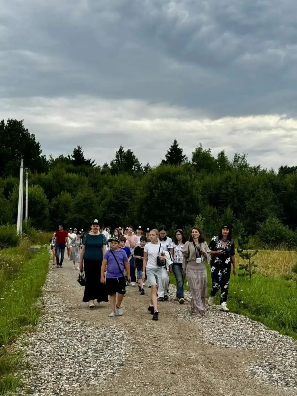 В «Резиденции Матрёшки» на территории агроусадьбы «Полянка» состоялась вторая встреча Школы осознанного волонтёрства «Полянка добрых дел» В «Резиденции Матрёшки» на территории агроусадьбы «Полянка» состоялась вторая встреча Школы осознанного волонтёрства «Полянка добрых дел»