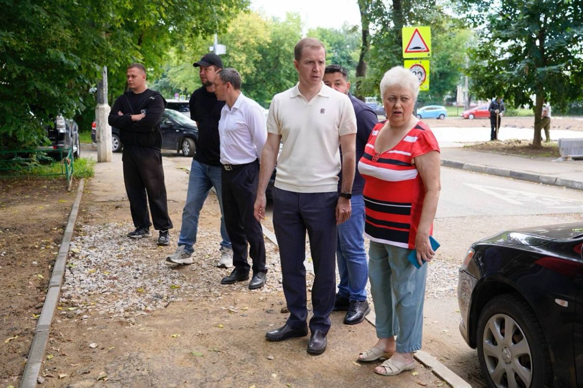 Заместитель главы округа Михаил Саруханов проверил ход восстановления благоустройства Заместитель главы округа Михаил Саруханов проверил ход восстановления благоустройства