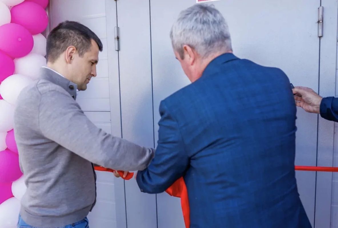 Станислав Каторов: Принял участие в запуске новой газовой котельной в типографии «Харменс Молоково» совместно с коллегами и директором производства Юрием Тумановым Станислав Каторов: Принял участие в запуске новой газовой котельной в типографии «Харменс Молоково» совместно с коллегами и директором производства Юрием Тумановым